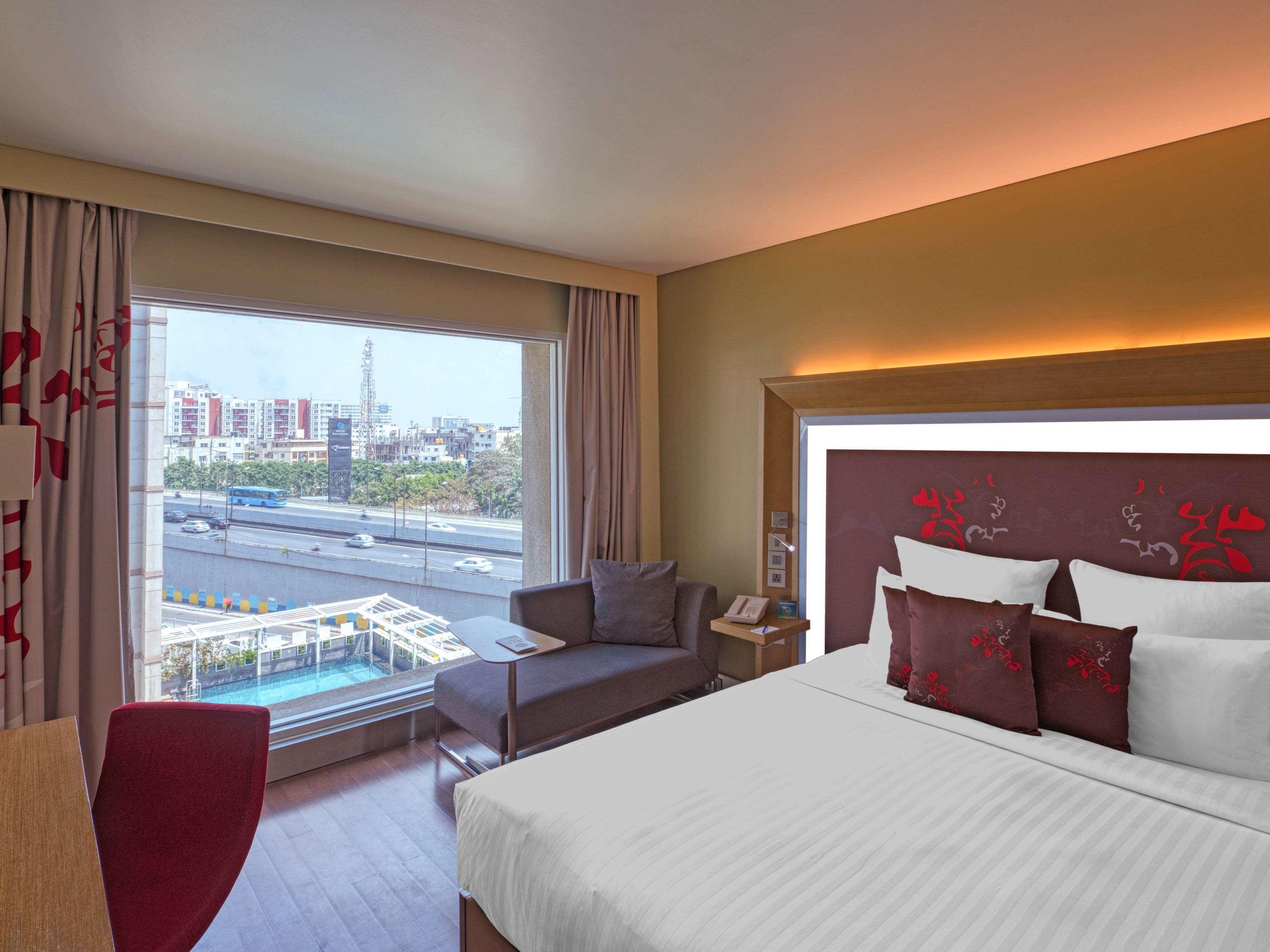 Novotel Bengaluru Outer Ring Road Kültér fotó